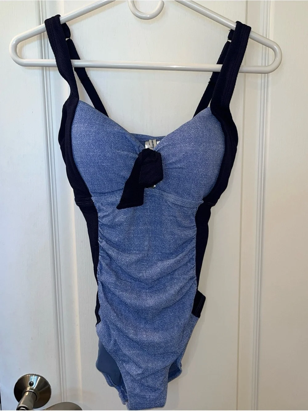 🆕 Tommy Bahama Island Cays One-piece Swimsuit Color Block Blue Women’s Size 6 - Picture 3 of 11